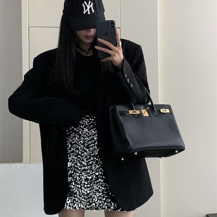 Elegant Women’s Tailored Blazer