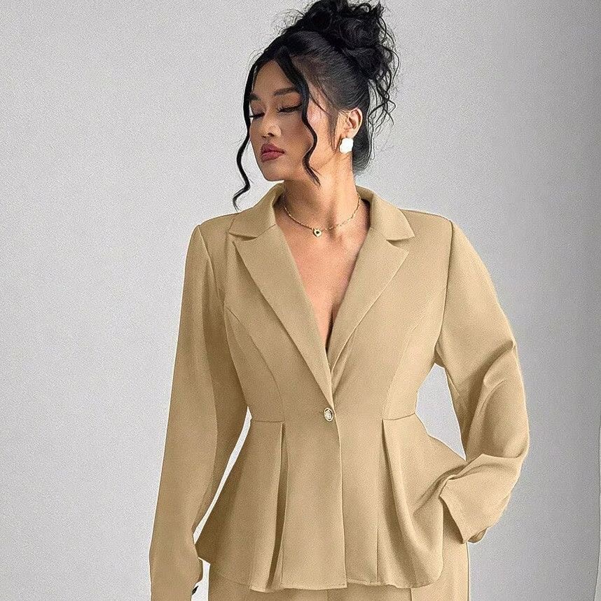 Women’s Elegant 2-Piece Pleated Front Suit Set