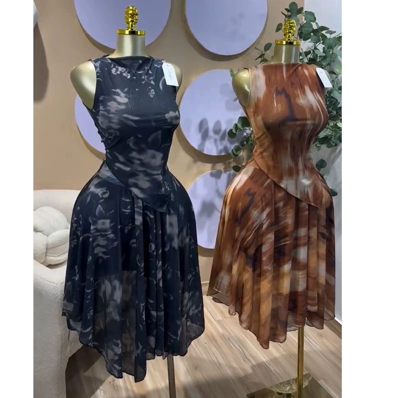 Elegant Printed Sleeveless Flare Dress