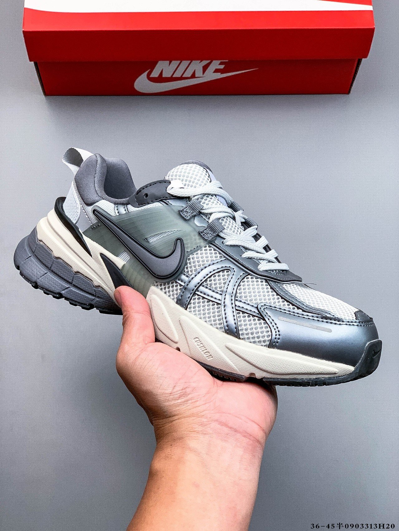 Nike V2K Run