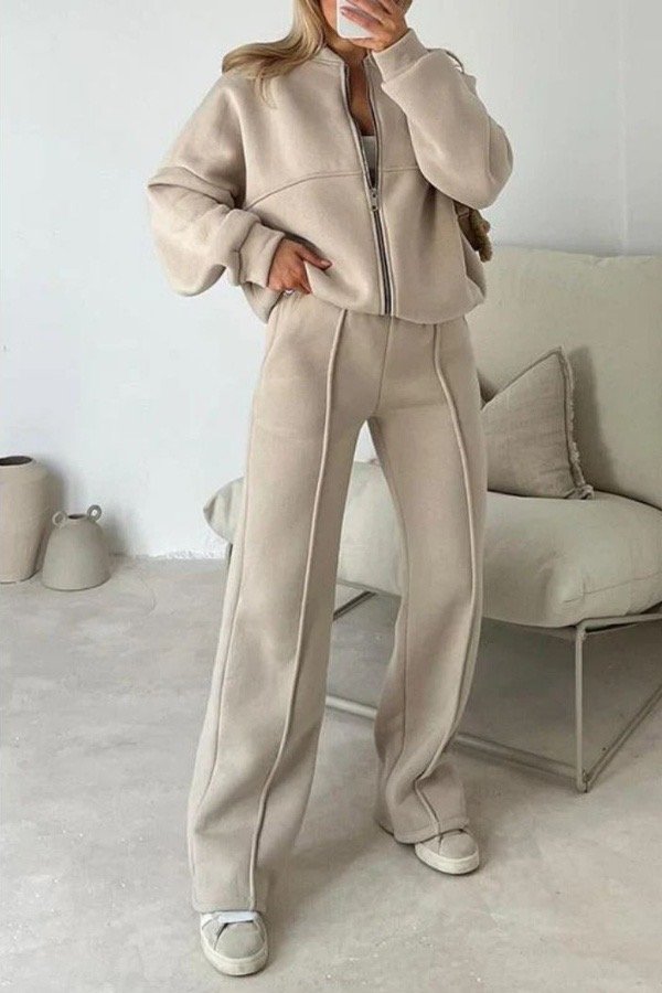 Zip up women tracksuit