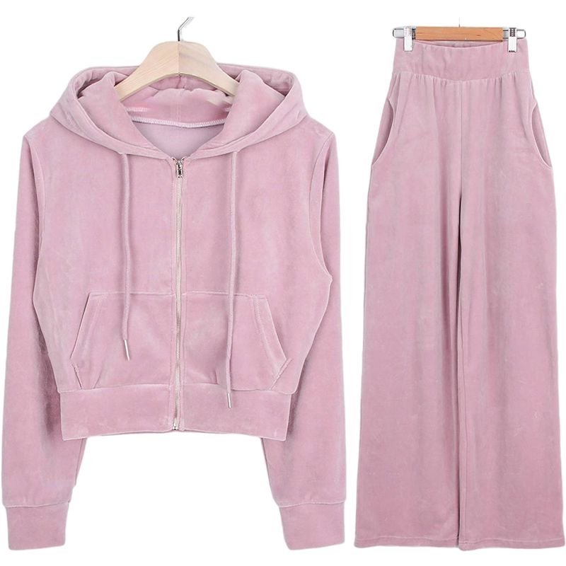 Hooded luxe tracksuit for women