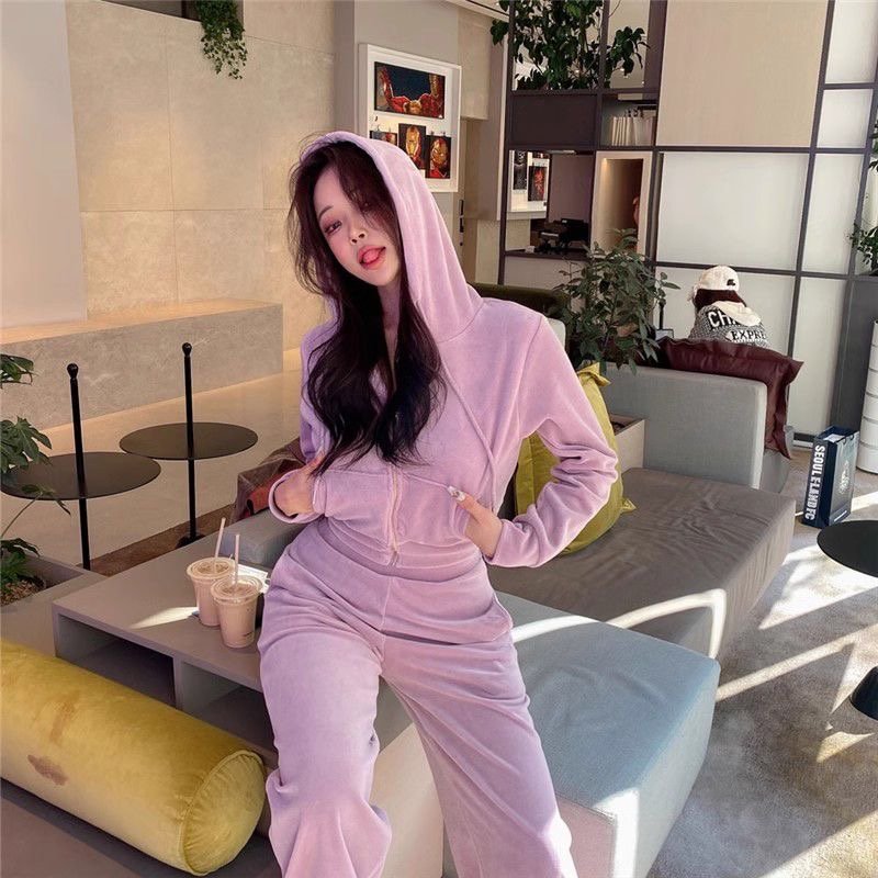 Hooded luxe tracksuit for women