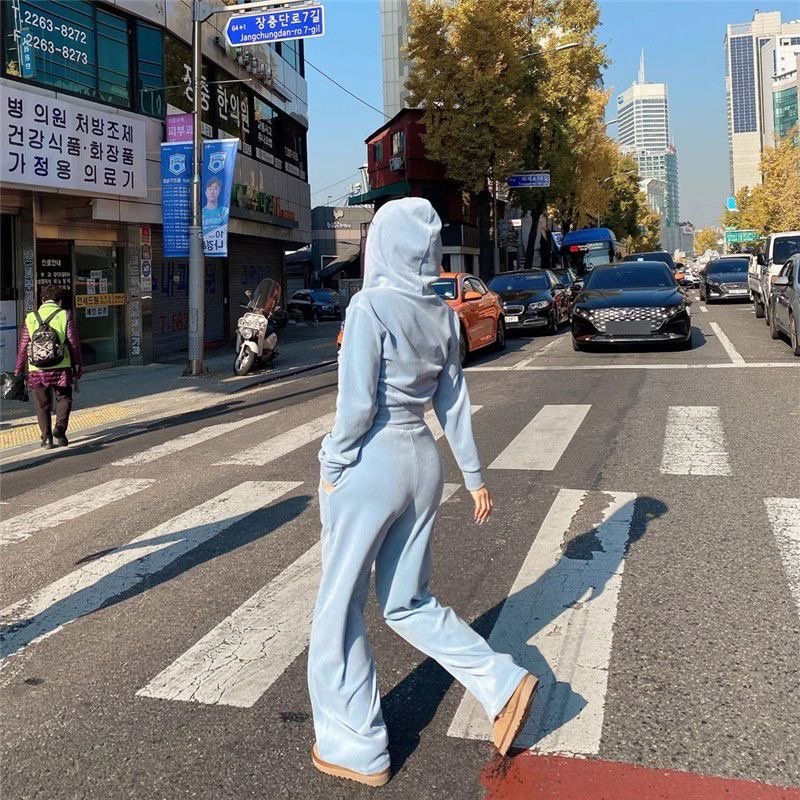 Hooded luxe tracksuit for women