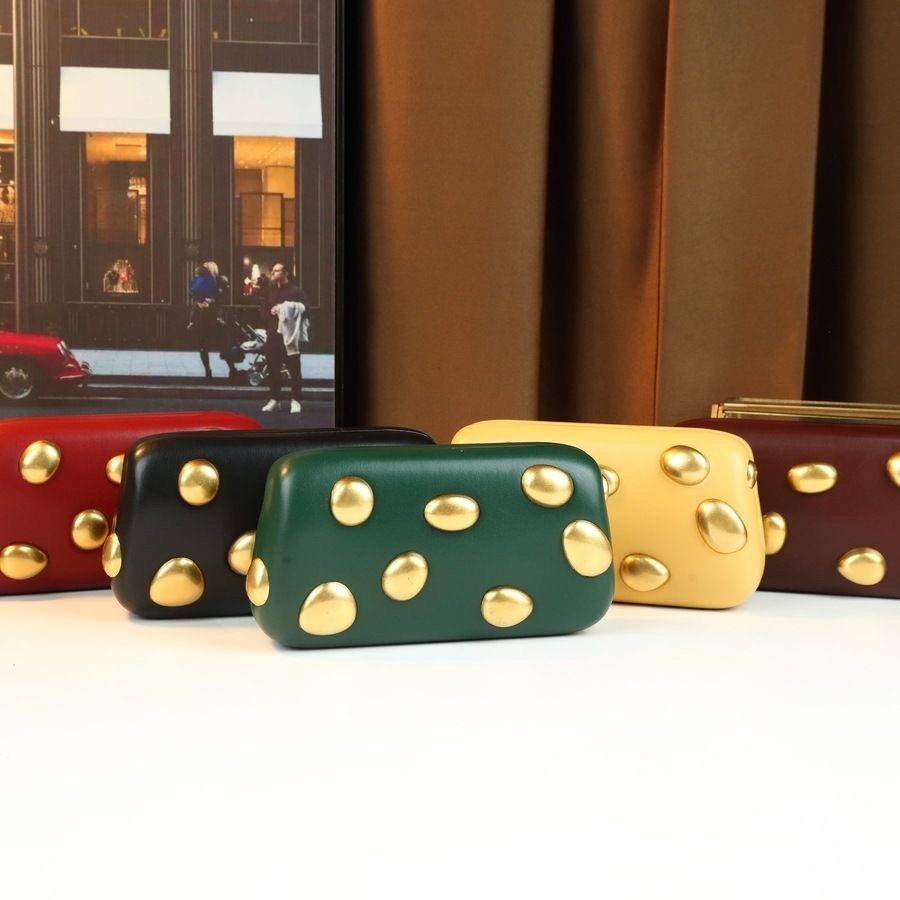 Gold Metallic Rhinestone Handle Clutch