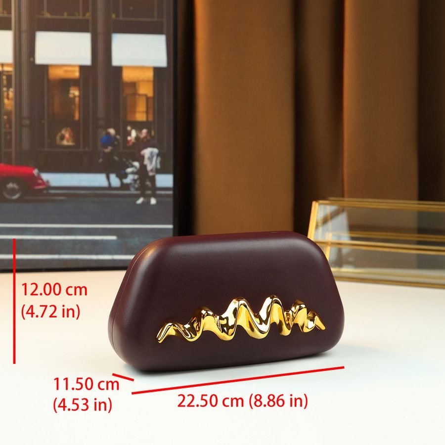 Wave Detail Chain Clutch