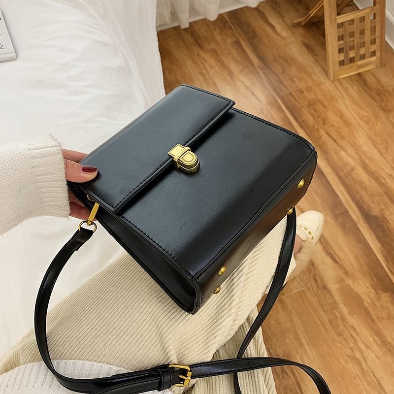 Crossbody small vintage bag