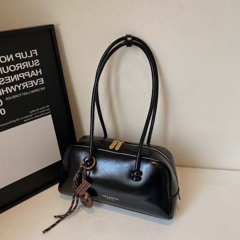Chic ladies bag