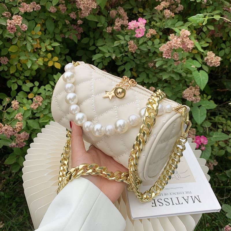 Cute ladies clutch bag