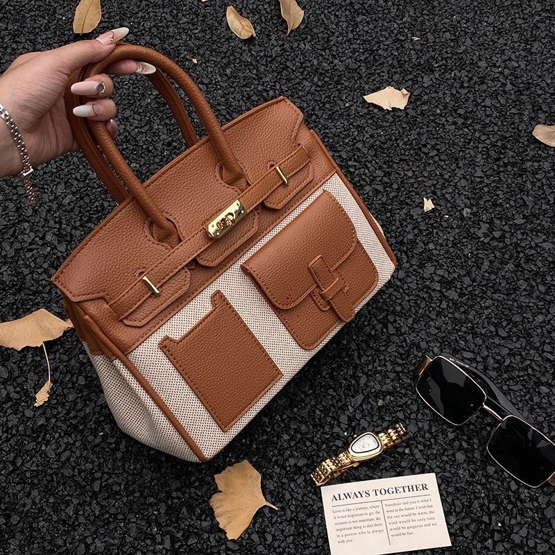 Women big handbag