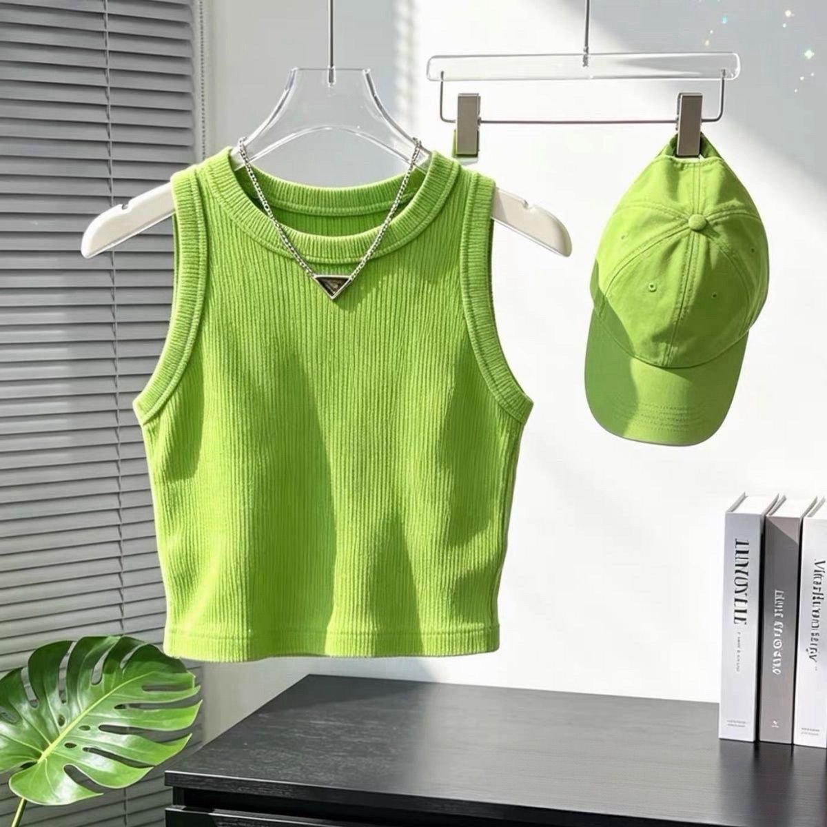 Teen Girls’ Baggy Jeans & Sleeveless Top Set