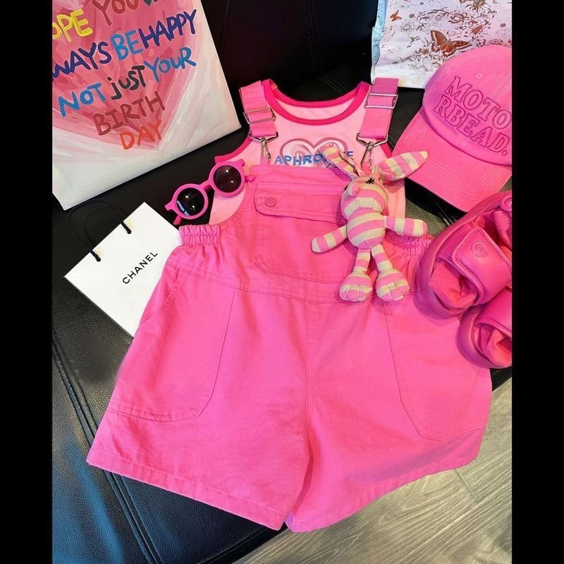 Girls hot pink dungaree, girls pink overalls, girls dungaree outfit, pink dungaree for girls, kids pink overalls, girls casual outfit