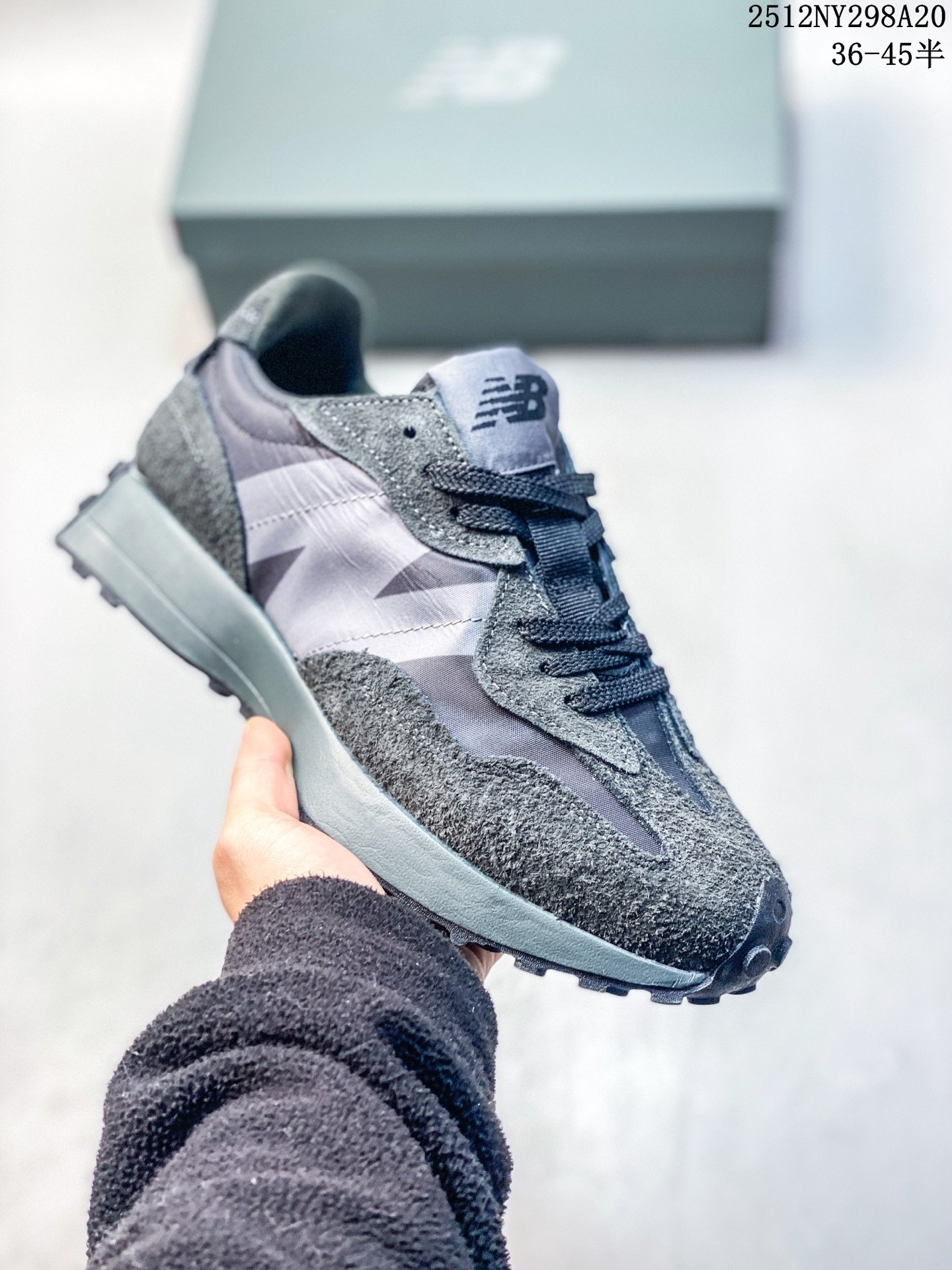 Classic Retro-Inspired Running Sneakers