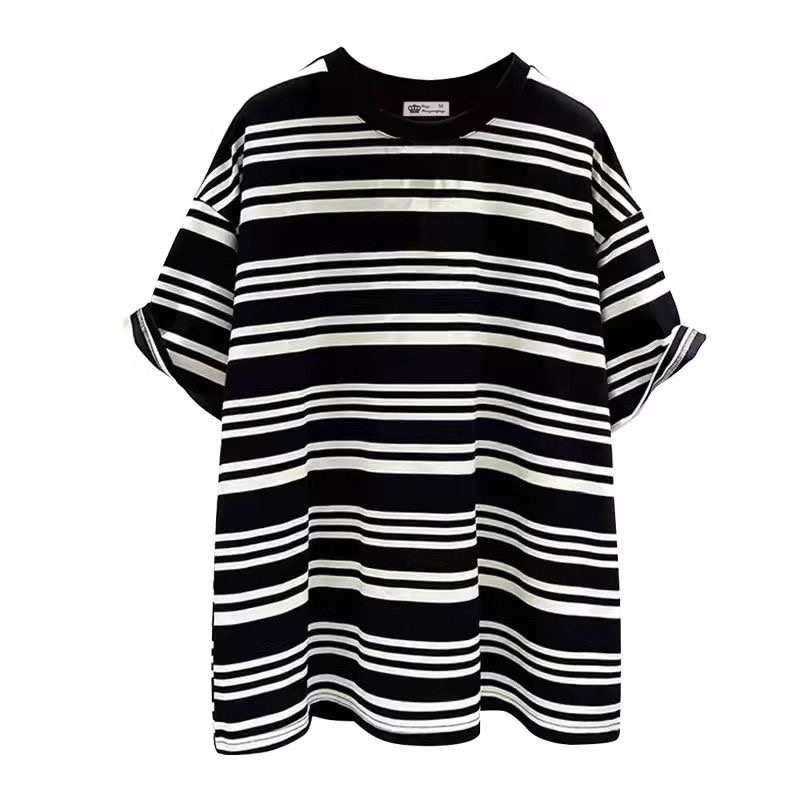 Black and white tshirt