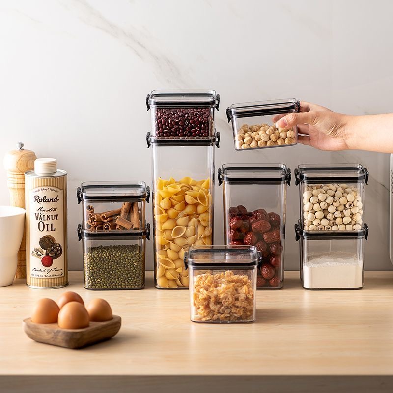 Kitchen storage canister 