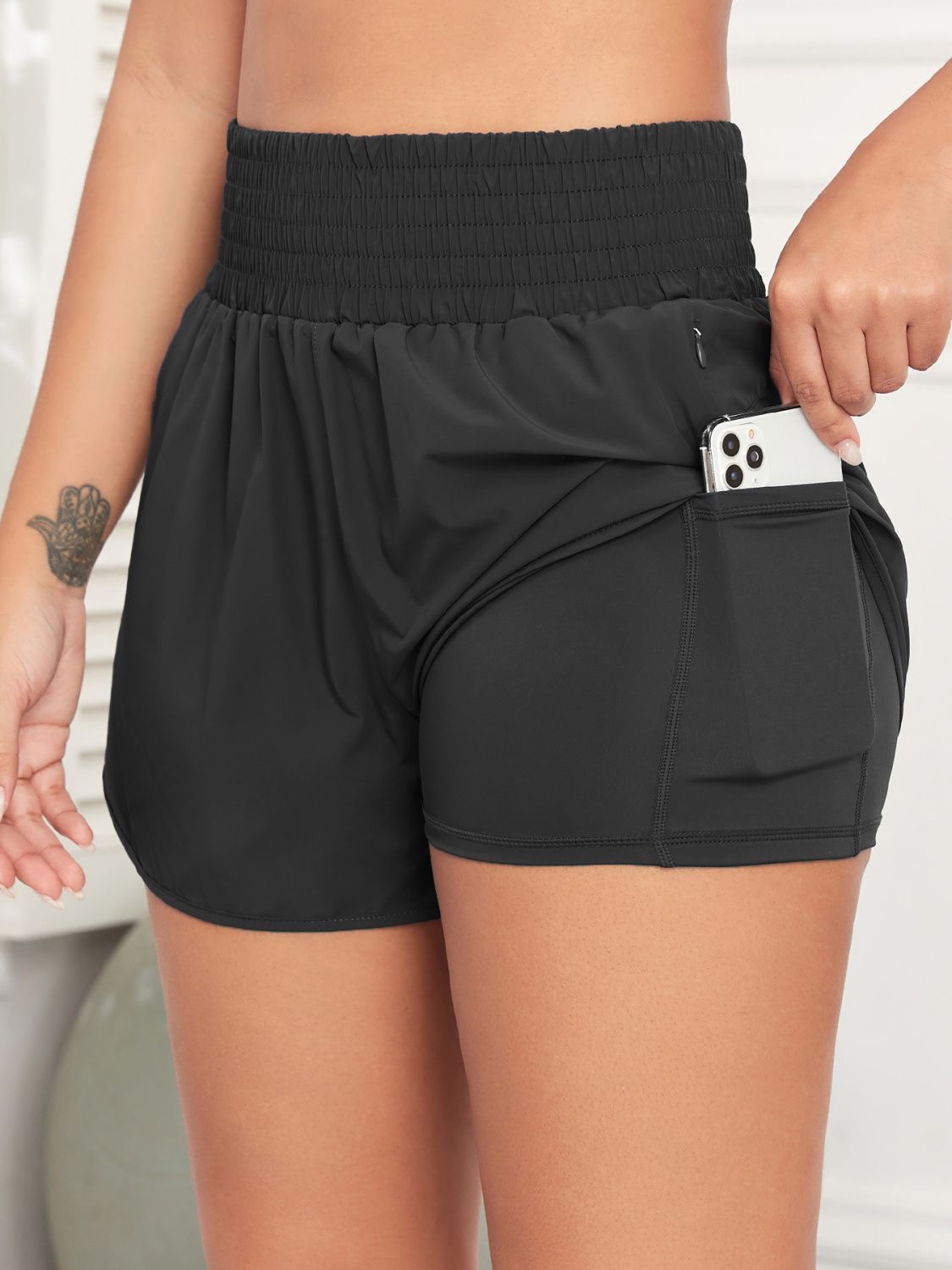 High waist yoga shorts 