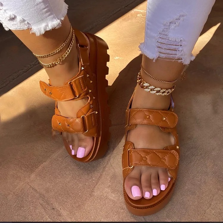 Summer sandals
