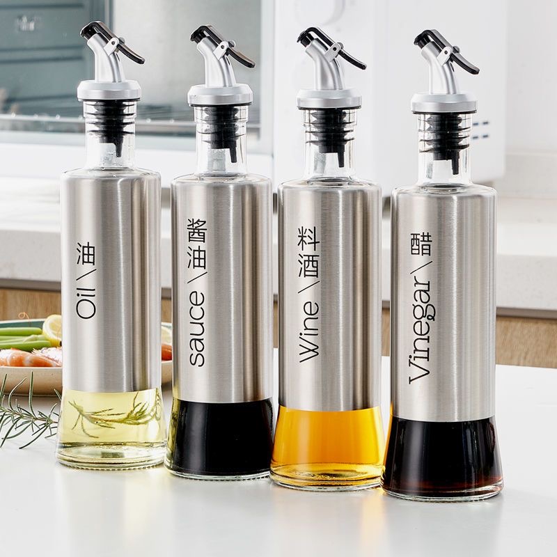 Kitchen storage bottles 