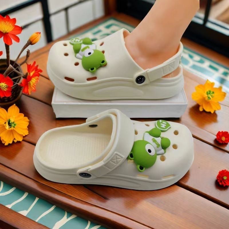 Girls crocs