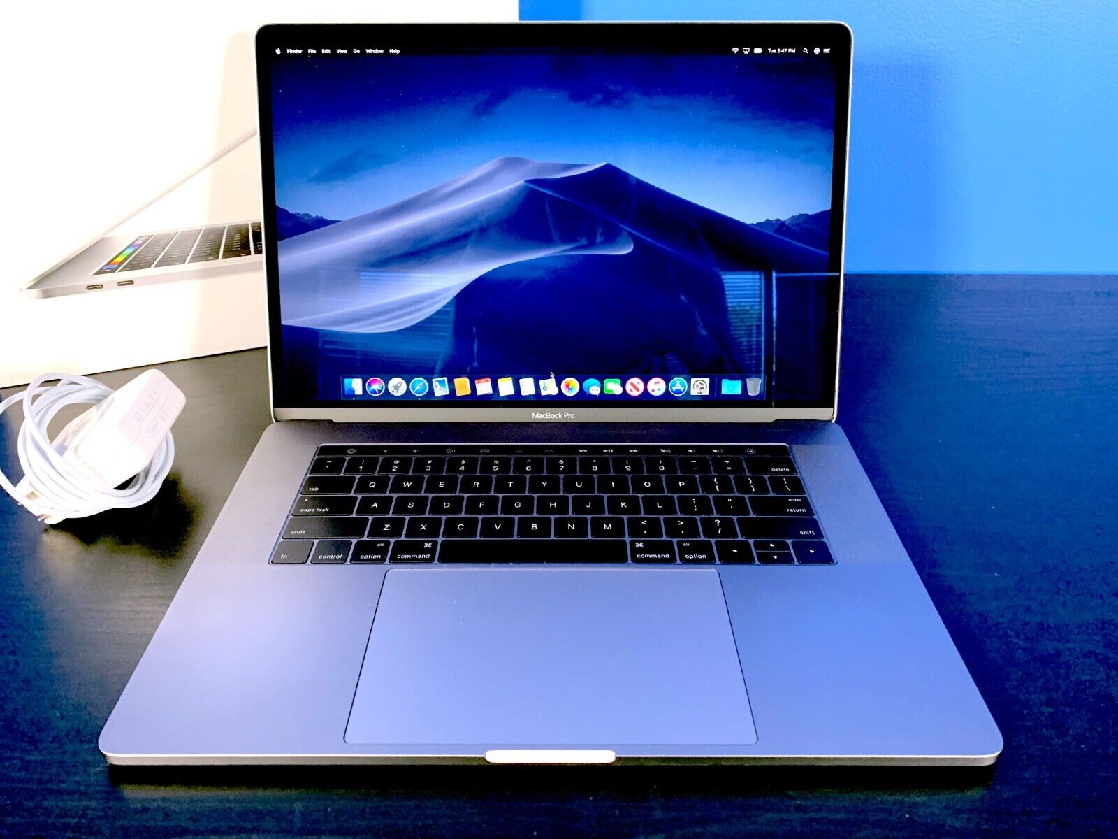 MACBOOK PRO 15 TOUCHBAR