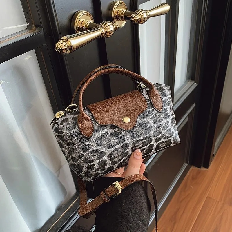 Animal Print Mini Sling Bag (Trendy Crossbody Bag)