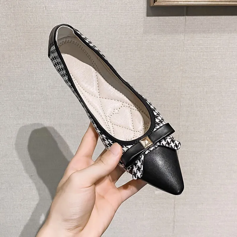 Women Flats